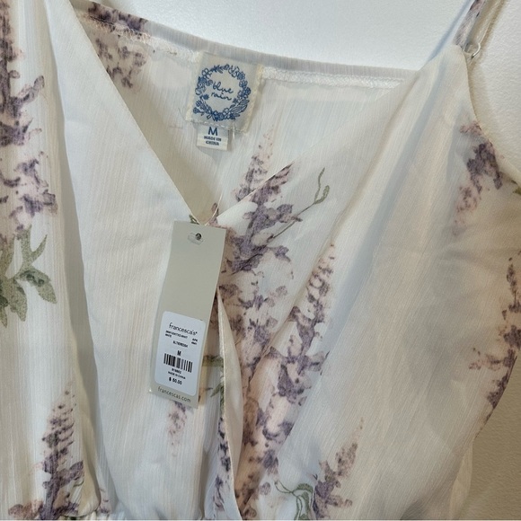 NWT Francesca’s Collection Sleeveless Ruffle Tier Floral White Mini Dress Medium - Picture 3 of 7
